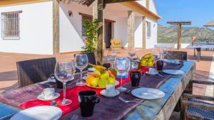 Nápoje v ubytovaní Casa El Mirador Iznajar by Ruralidays