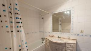 Kúpeľňa v ubytovaní Casa Leo Frigiliana by Ruralidays + 14 fotografií
