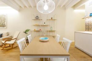 Posedenie v ubytovaní Cream homes La Rambla, TURISMO DE INTERIOR