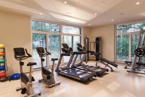 Fitness centrum a/nebo fitness zařízení v ubytování Hotel Maxlhaid