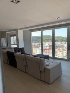 Ruang duduk di Piso Vivian Gandia