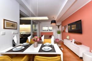 Posedenie v ubytovaní MM Luxury Apartments GOLD & RUBIN
