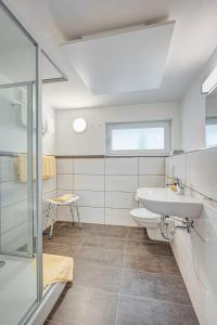 Vannituba majutusasutuses Ferienhaus Hohe Klinge
