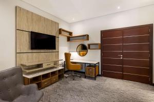 Televisyen dan/atau pusat hiburan di Radisson Lagos Ikeja
