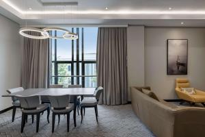 Ruang duduk di Radisson Lagos Ikeja