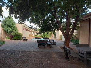 Photo de la galerie de l'établissement Midway Inn Hotel, à Middelburg