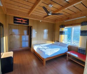 Ліжко або ліжка в номері Hotel waterside