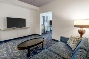 Imagen de la galería de Holiday Inn Hotel & Suites Wausau-Rothschild, an IHG Hotel, en Rothschild