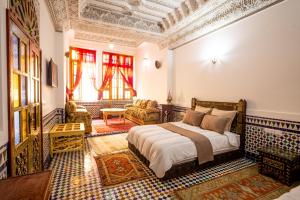 Llit o llits en una habitació de Riad Sayeda Al Hora 37 fotos més