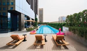 Bazén v ubytování Revier Hotel - Dubai nebo v jeho okolí