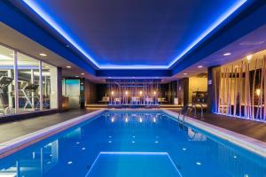 Sundlaugin á Hotel Aleksander Medical & SPA eða í nágrenninu