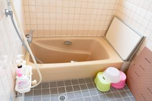 Koupelna v ubytování とまばりゲストハウス