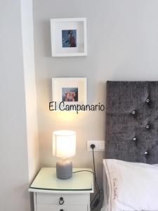 Posteľ alebo postele v izbe v ubytovaní Casa El Campanario