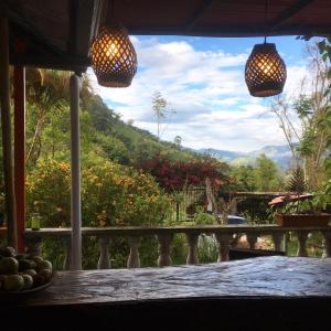 Gallery image of Finca Flora del Rio, Habitacion Las Orquideas in Pijao