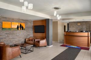 Лобби или стойка регистрации в Days Inn by Wyndham Fredericton