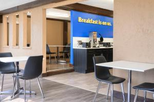 Gallery image of Days Inn by Wyndham Fredericton in Fredericton