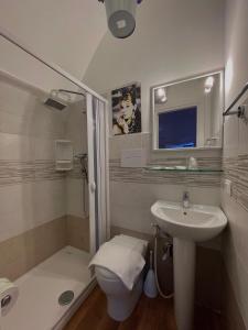 A bathroom at Villa Rica