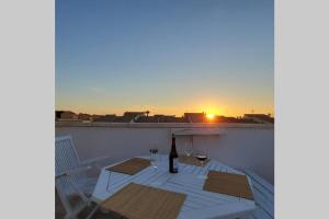 The sunrise or sunset as seen from the holiday home or nearby