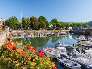 Gallery image of Sail View in Dartmouth