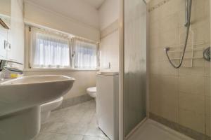Kúpeľňa v ubytovaní Casa Vista Cipressi + 12 fotografií