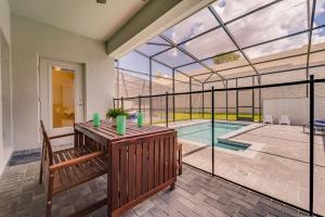 Ảnh trong thư viện ảnh của Windsor Island Resort 5 Bedroom Townhome Private Pool Disney ở Davenport