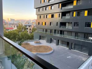Μπαλκόνι ή βεράντα στο Apartments HomeRent 21 Square Tirana