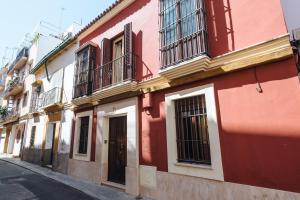 The building in which the holiday home is located