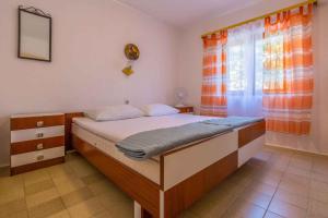Posteľ alebo postele v izbe v ubytovaní Apartments in Crikvenica 39341