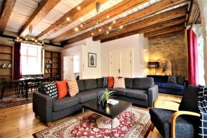 A seating area at Tallinn City Apartments - Old Town
