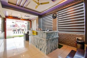 Istumisnurk majutusasutuses FabHotel Rotano Suites - Yelahanka