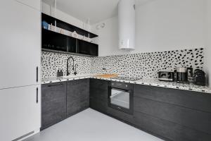 Kuchnia lub aneks kuchenny w obiekcie Blue Mandarin Marina