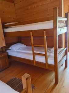 Postel nebo postele na pokoji v ubytování Rafting Blue River Tara