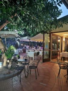 Ресторан / где поесть в Hotel Anna