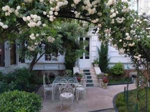 Κήπος έξω από το Appart luxueux 3+1 pcs avec jardin à 3 km de Paris
