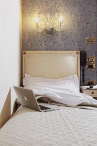 Postel nebo postele na pokoji v ubytování Hotel Ca' D'Oro - WENICE Deep Culture