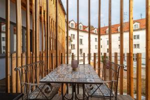 Balkón alebo terasa v ubytovaní Aviatik apartments