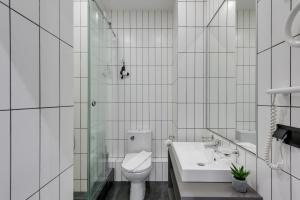 Koupelna v ubytování Centrooms Kropivnizkogo Mini-Hotel
