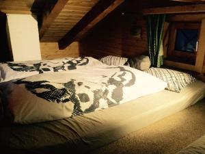Katil atau katil-katil dalam bilik di Wasserfallhütte Saalbach