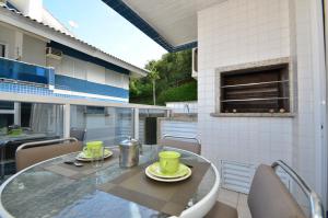 Imagem da galeria de Agua Azul, Condomínio com Ótima infraestrutura a uma quadra da Praia Brava N396 em Florianópolis
