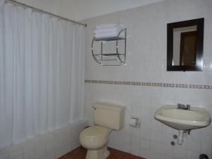 Koupelna v ubytování La Posada Del Fraile + 37 fotografií