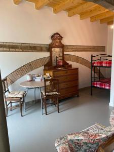 Postel nebo postele na pokoji v ubytování B&B La Corte del Segrino