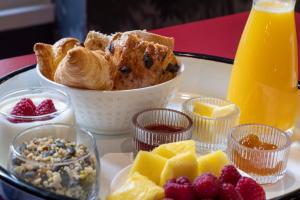 Φαγητό σε αυτό το ξενοδοχείο ή κάπου εκεί κοντά