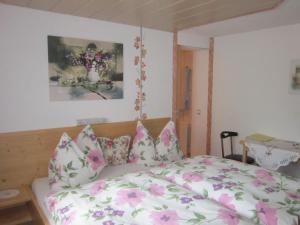 Postel nebo postele na pokoji v ubytování Haus Jochum