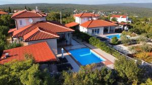 Bazén v ubytování Villa Veglia nebo v jeho okolí