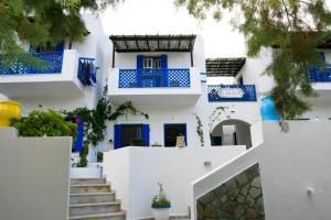 Gallery image of Maganas Hotel in Livadi Astypalaias