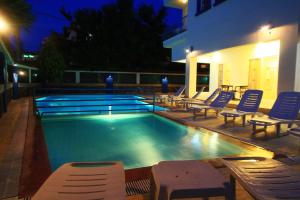 Бассейн в Marigold Otel или поблизости