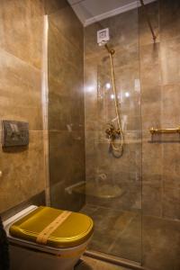 Vannituba majutusasutuses Hotel Epidamn Boutique & Spa