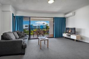 TV a/nebo společenská místnost v ubytování Belaire Place Motel Apartments