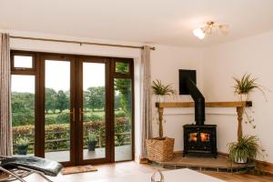 Gallery image of Holly Cottage, 2 bed house, sleeps 6 in Cleobury Mortimer