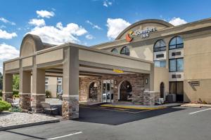 Φωτογραφία από το άλμπουμ του Comfort Inn Edison - New Brunswick σε Edison